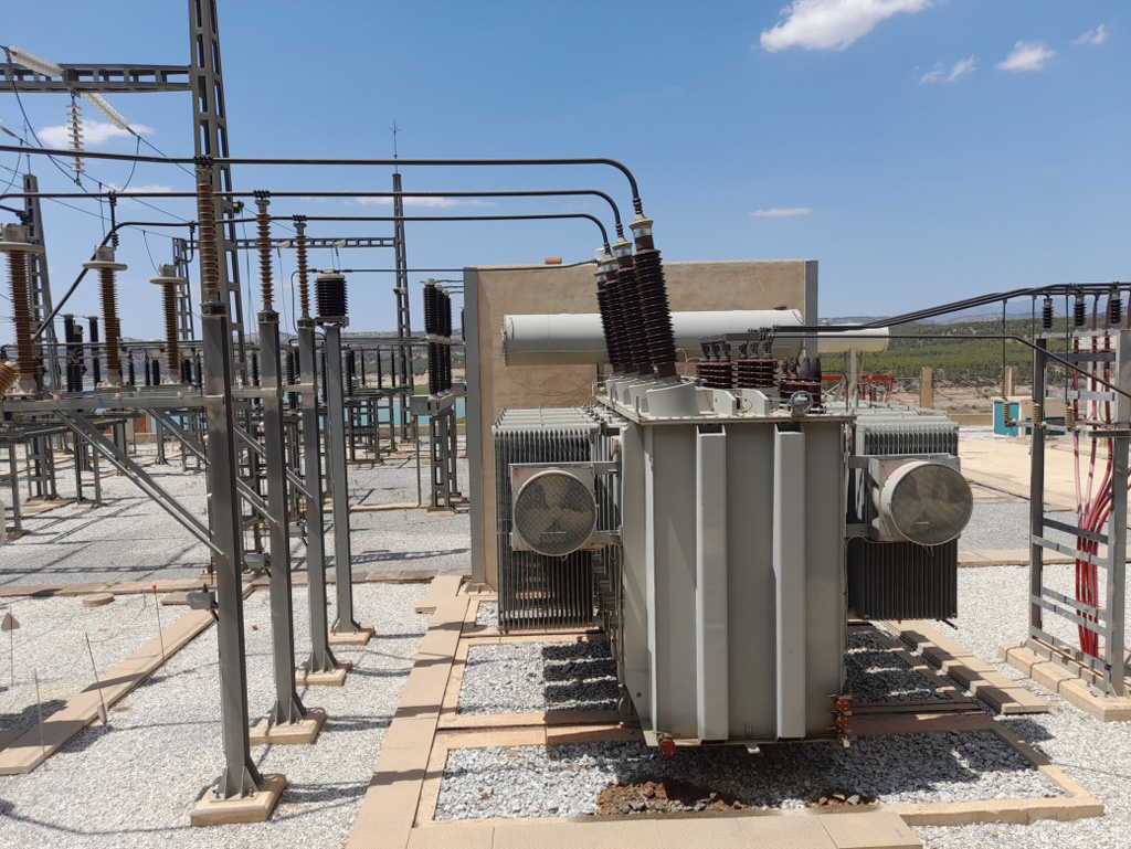 Sistema de abastecimiento energético mixto solar fotovoltaico al sistema de bombeo, para la consolidación de las comunidades de regantes  beneficiarias de 18,5 hm3, procedentes del embalse del negratin